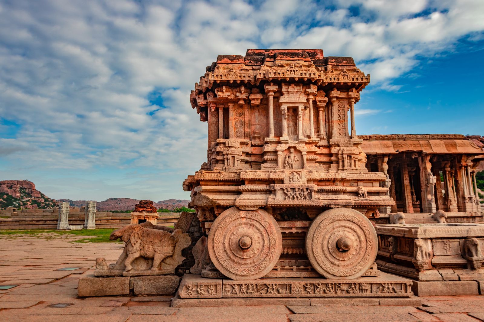 " the Vijaya Vittala Temple complex in Hampi, Karnataka"